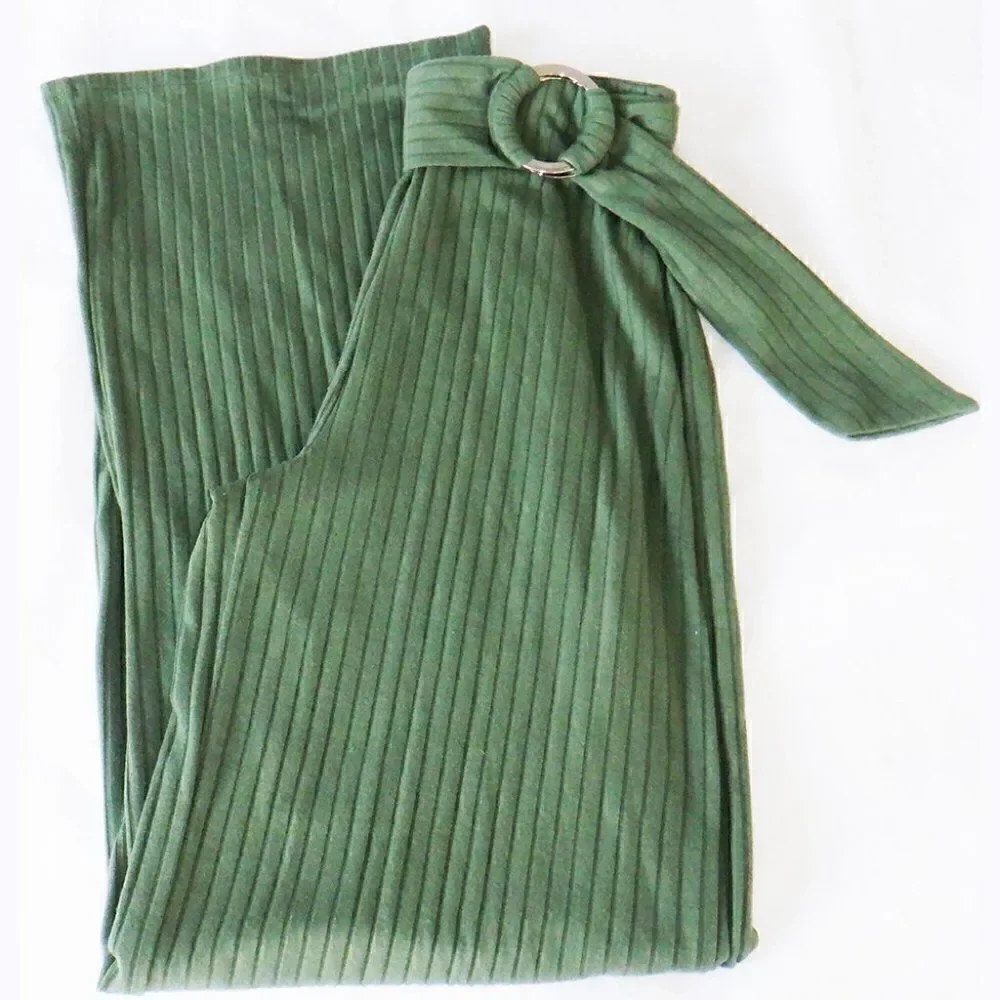 Green ribbed belted waist pants